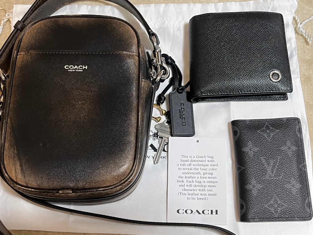 COACH ショルダーバッグ ヒッチ クロスボディ・ラブド レザー