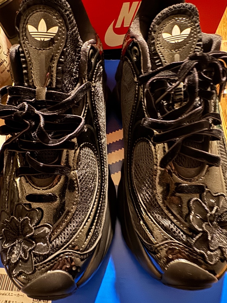 adidas（アディダス） スニーカー オズヴィーナス / OZVENUZ / 厚底