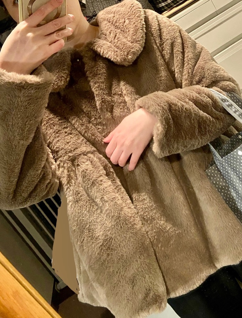Fit more（フィットモア） コート アウター ファーペプラムアウター