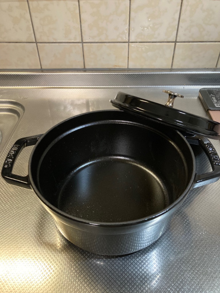 STAUB ピコココットラウンド 20cm　シャイニーブラック ストウブ ピコ ココット ラウンド 20cm 40509-487 [ブラック