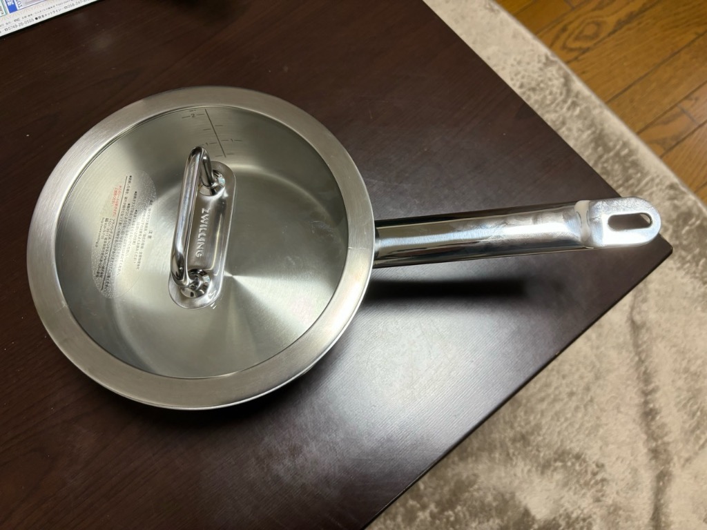 ZWILLING J.A. HENCKELS ツヴィリング プロ ソースパン18cm